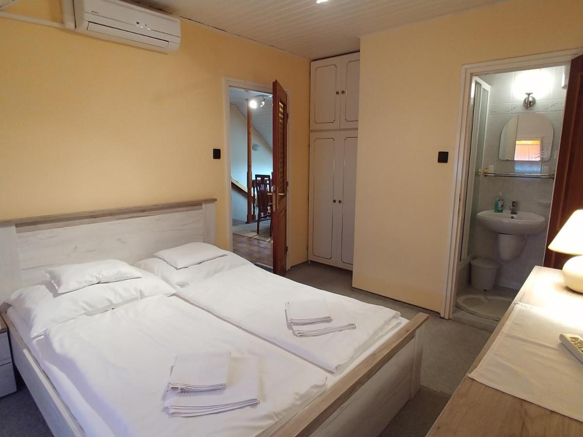 Emma Apartman Harkany Exterior photo
